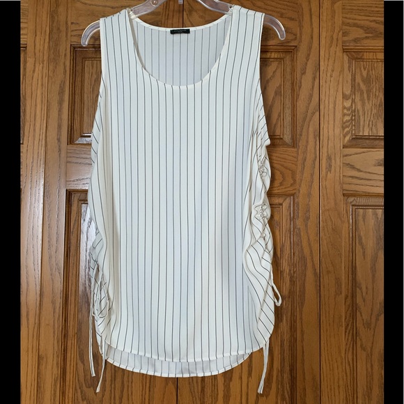 ANN TAYLOR PINSTRIPE TANK - Picture 1 of 4
